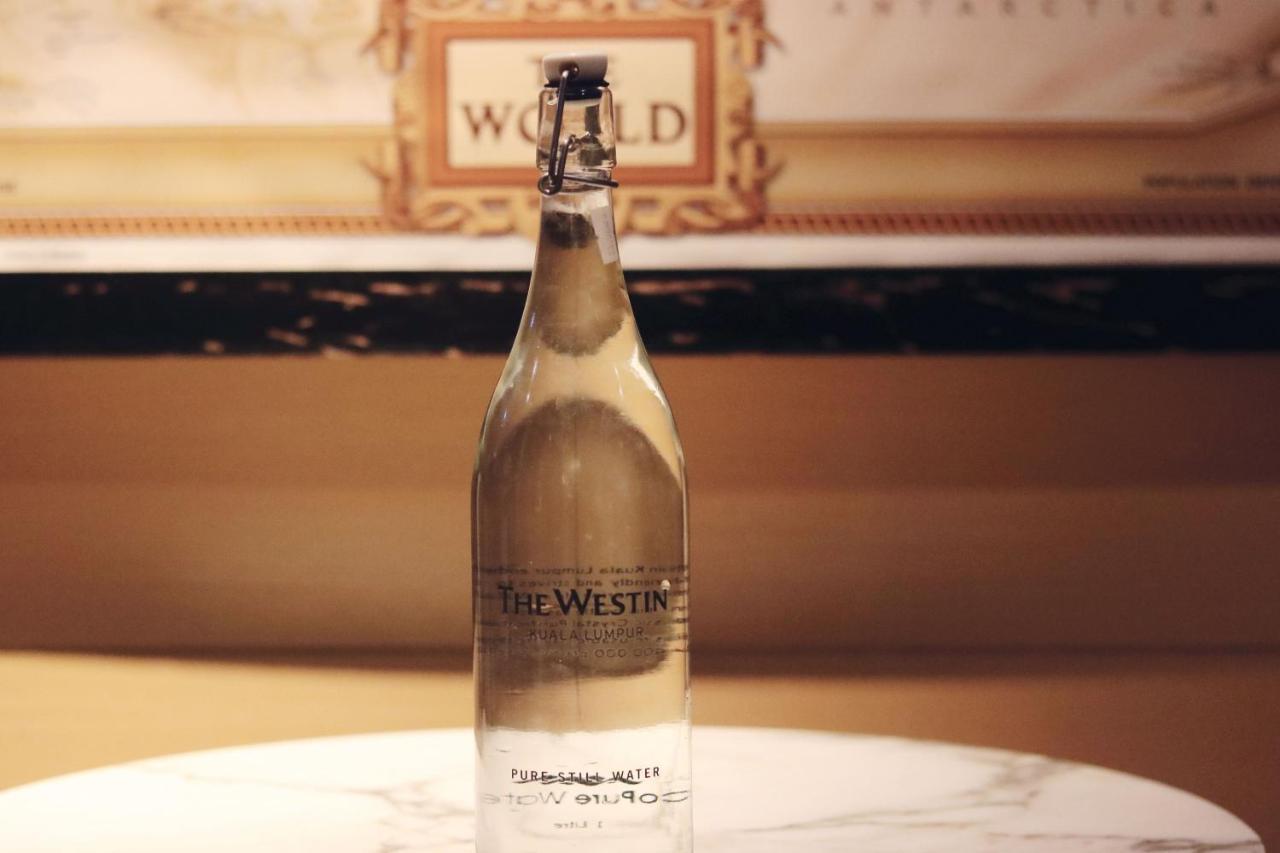 The Westin Kuala Lumpur Hotell Eksteriør bilde A bottle of the wine